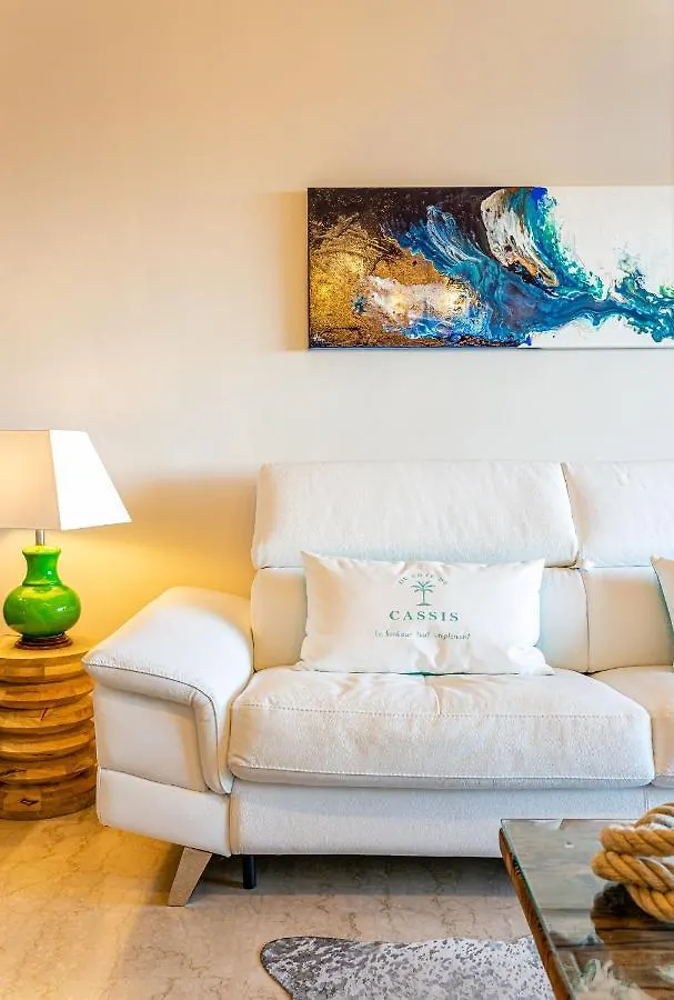 Les Voiles Blanches Par Dodo-A-Cassis Apartment